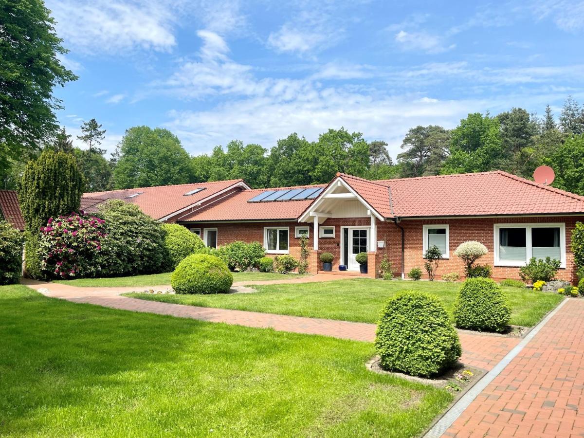 אאוריך Landhaus Am Wald Mit Garten Mit 1 Schlafnische Und 1 Schlafzimmer מראה חיצוני תמונה