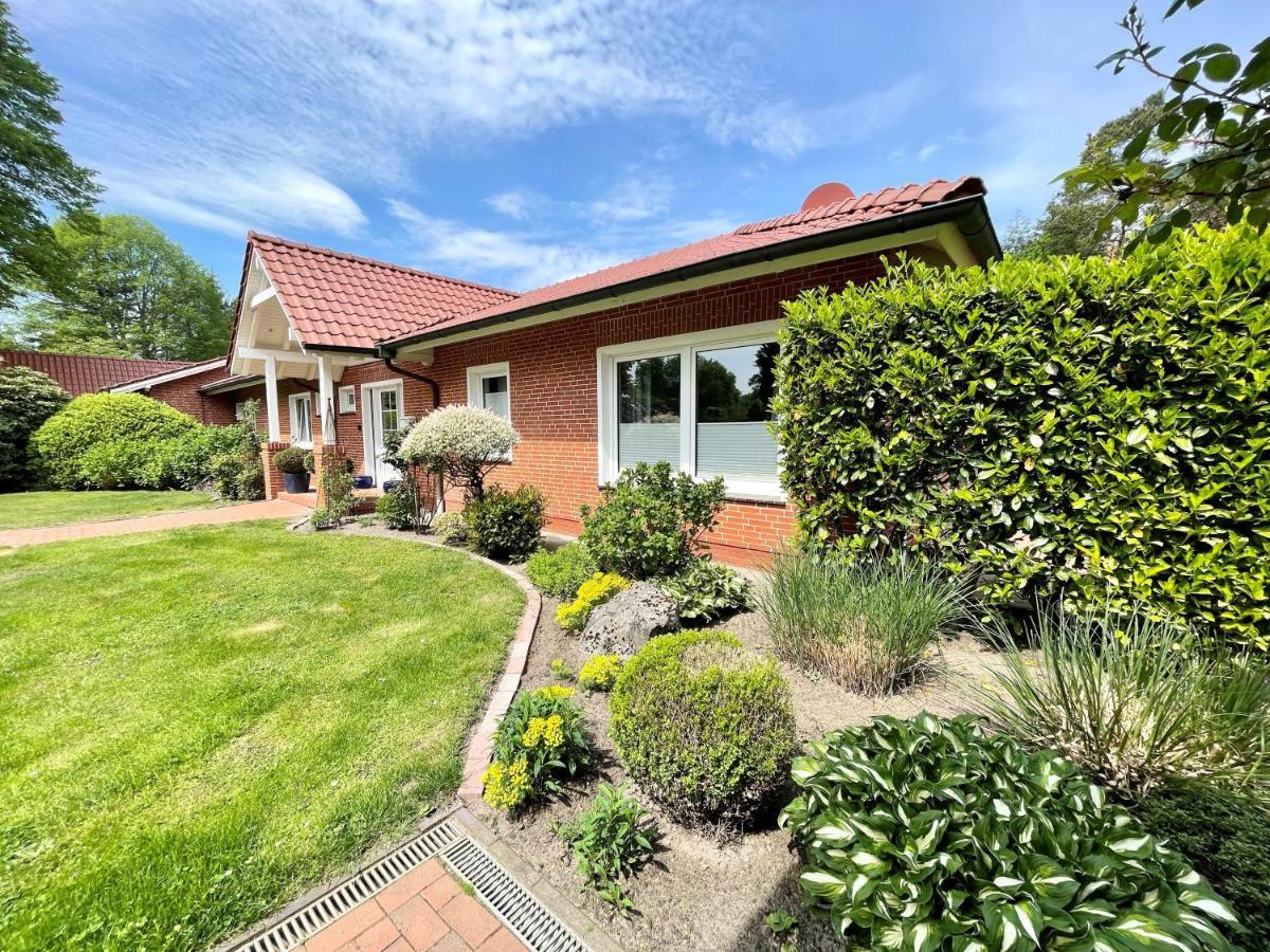 אאוריך Landhaus Am Wald Mit Garten Mit 1 Schlafnische Und 1 Schlafzimmer מראה חיצוני תמונה
