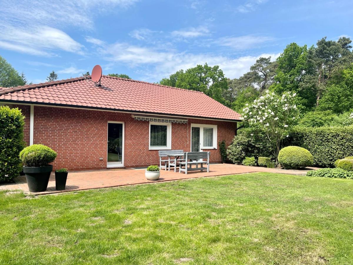 אאוריך Landhaus Am Wald Mit Garten Mit 1 Schlafnische Und 1 Schlafzimmer מראה חיצוני תמונה