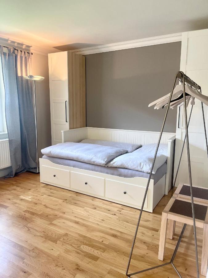 אאוריך Landhaus Am Wald Mit Garten Mit 1 Schlafnische Und 1 Schlafzimmer מראה חיצוני תמונה